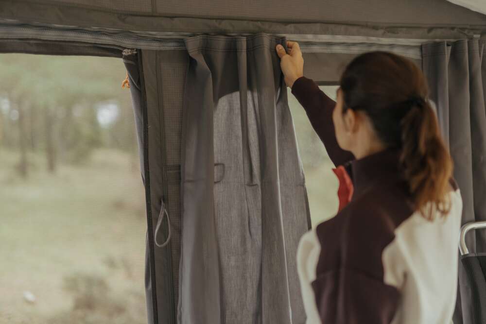 Dometic Rally Air Stay 330 S Porch Awning - Image 8