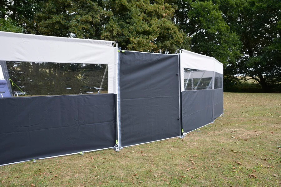 Dometic Pro Windbreak 3 — 3-Panel Caravan & Camping Windbreak - Image 3