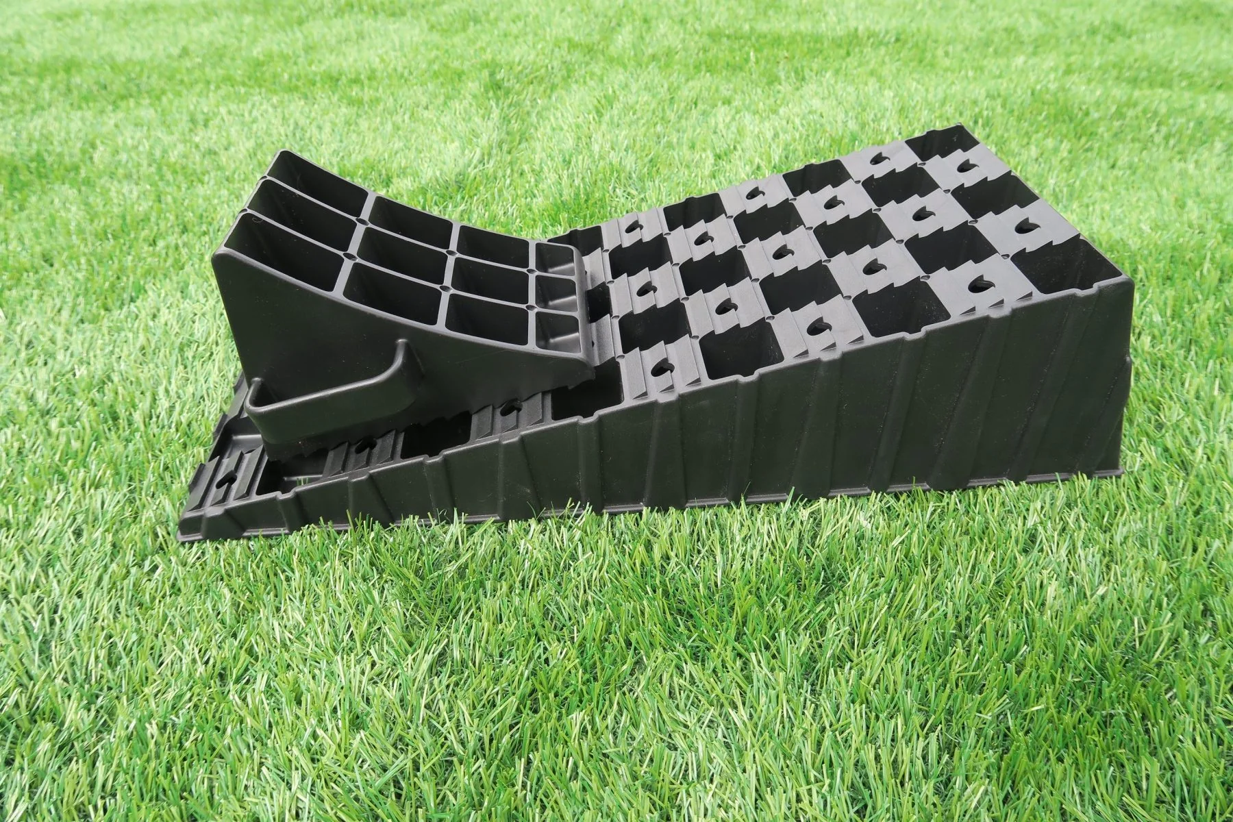 Milenco MGI Level Chock - Image 2